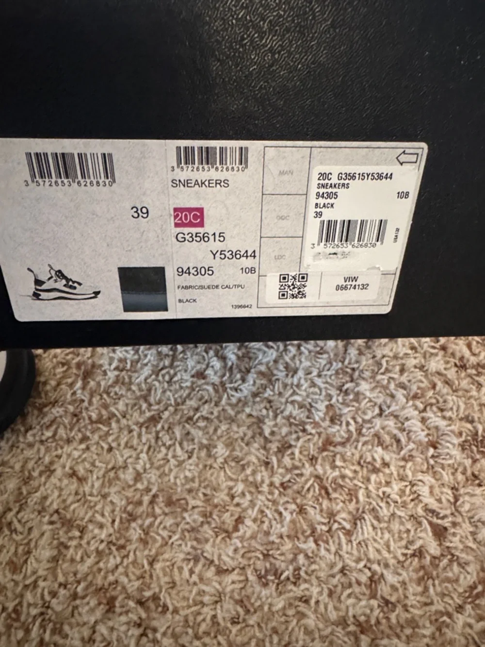 CHANEL Black Leather & White Quilted Sole Men's Sneakers with Gold CC - Picture 2 of 7